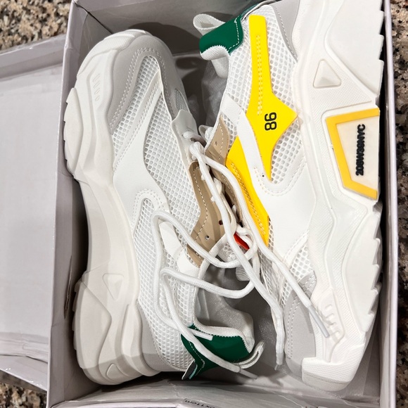 Colorblock Sneakers - Picture 5 of 5